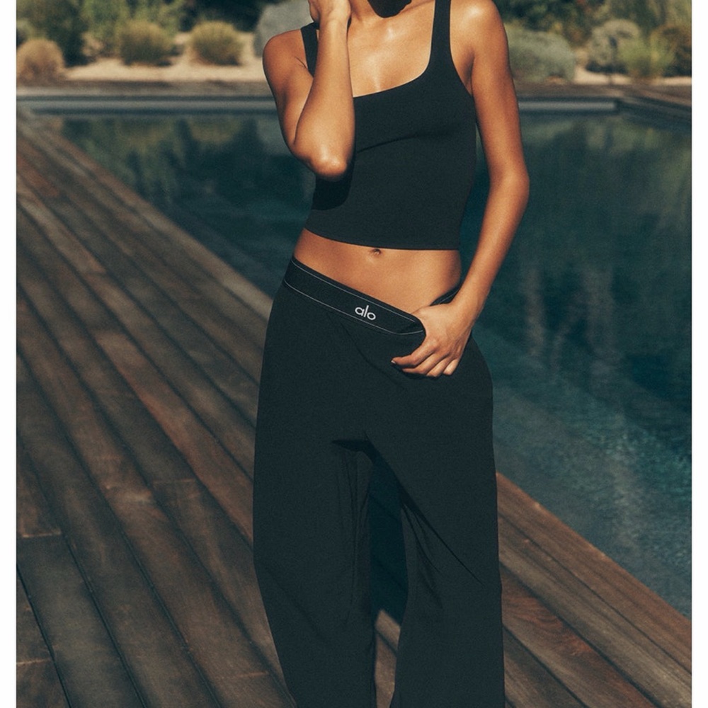 Alo Yoga Suit Up Trousers! New